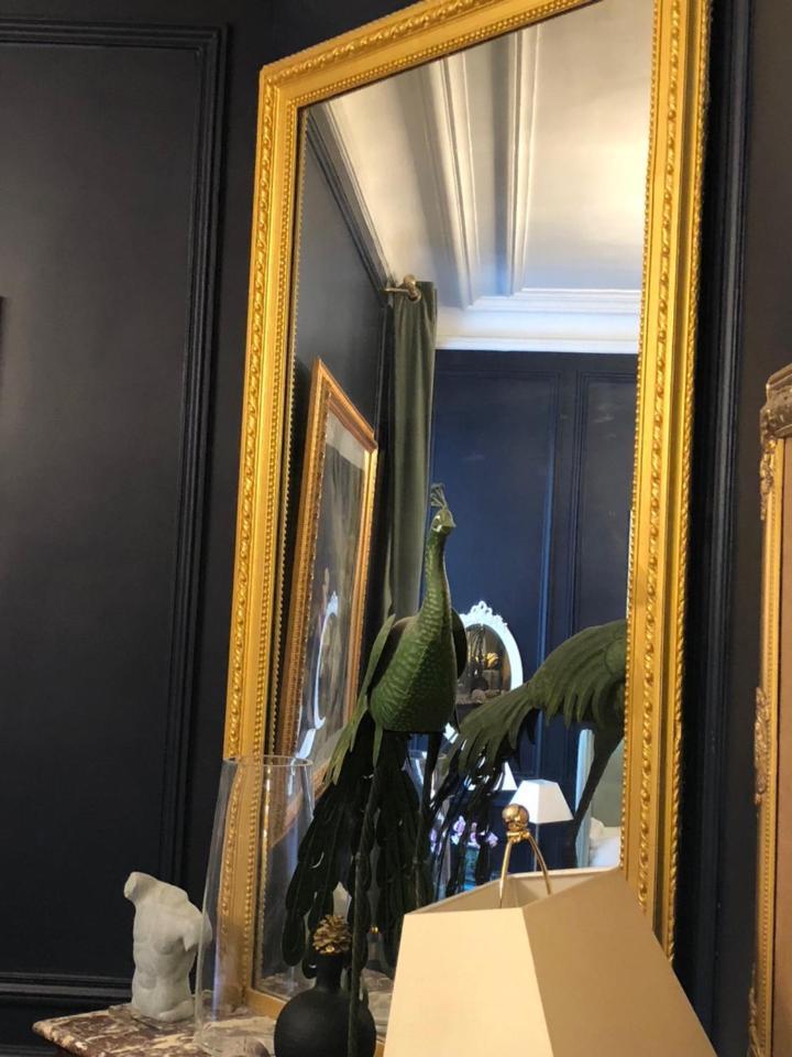 Room B - Louvre Museum Париж Екстер'єр фото